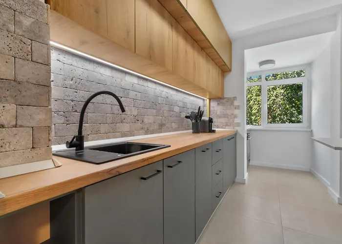 Halfofme Apartment *