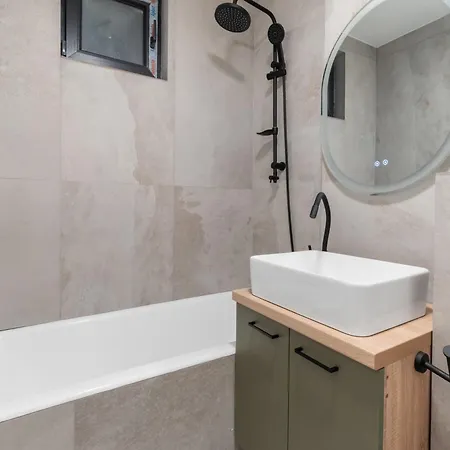 Halfofme Apartament Bukareszt