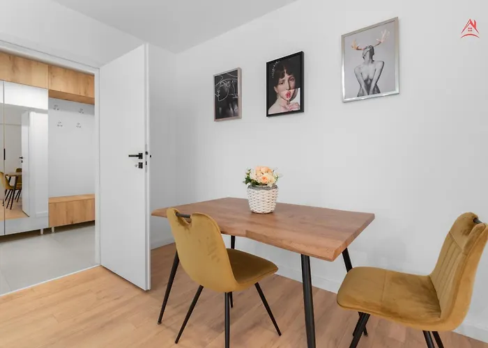 Halfofme Apartament